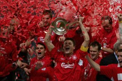 阿尔特塔率队巨资争英联杯：转会投入背后，战术调整全力破荒